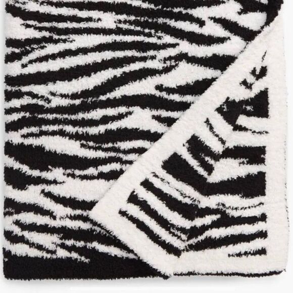 Barefoot Dreams CozyChic Safari Zebra Print Black White Throw Blanket - Picture 1 of 5